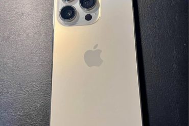 iPhone 14 Pro Plata photo review